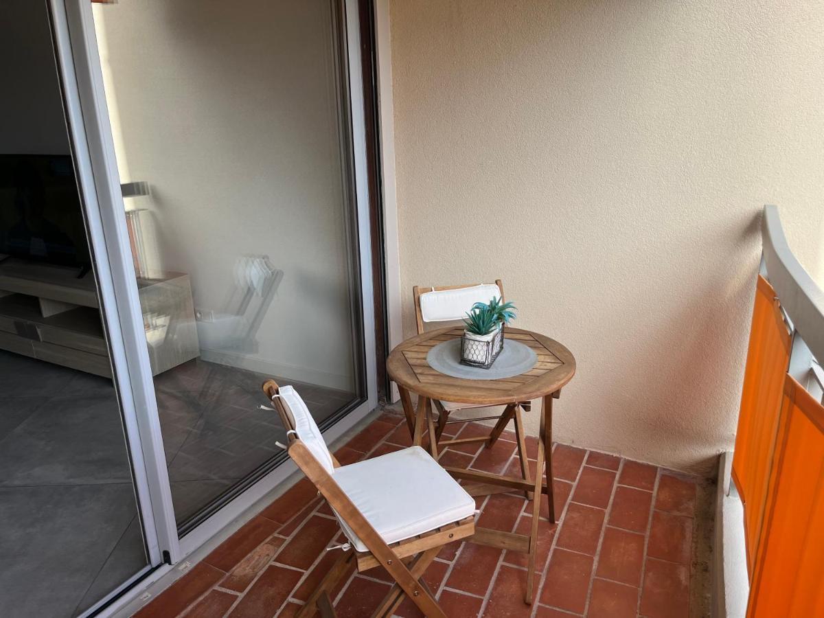 Appartement 2 Pieces Vue Mer, A Proximite De Tout Mandelieu-la-Napoule Exterior foto